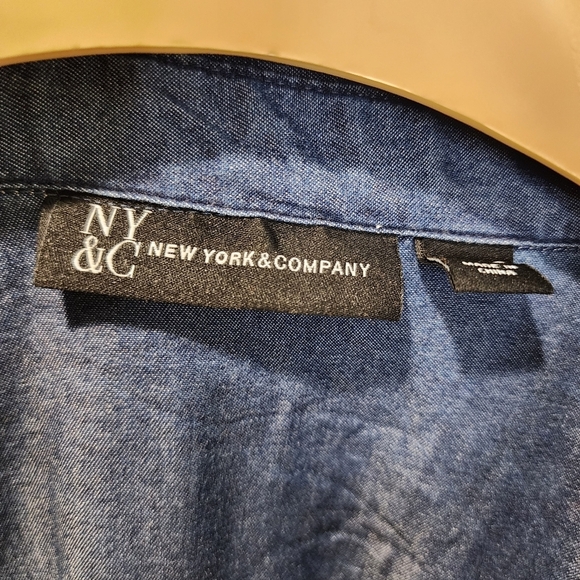New York and Company Denim Chambray Button Front Roll up Sleeves Shirt D… - Picture 4 of 14